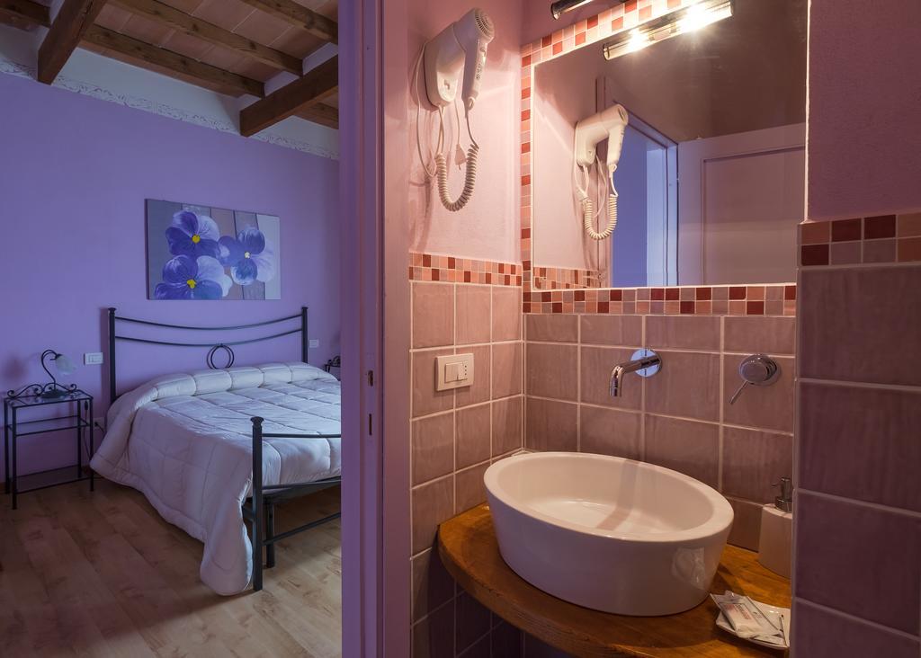 Giannetti Bed & Breakfast Poggio alle Mura Ruang foto