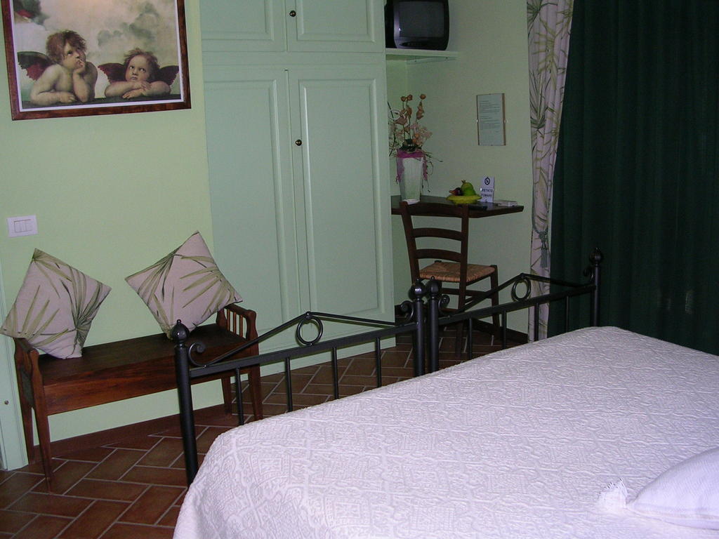 Giannetti Bed & Breakfast Poggio alle Mura Ruang foto