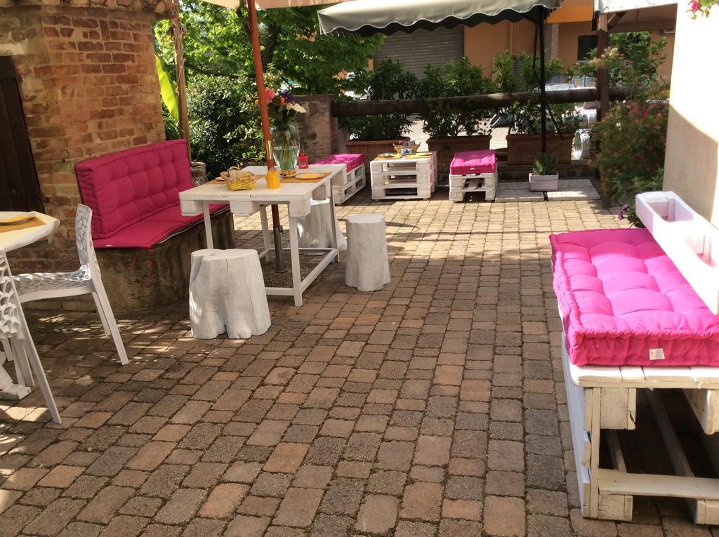 Giannetti Bed & Breakfast Poggio alle Mura Bagian luar foto