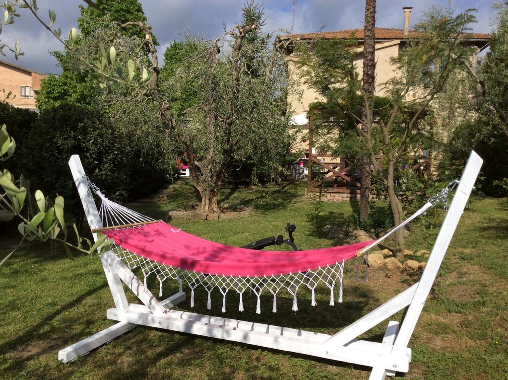 Giannetti Bed & Breakfast Poggio alle Mura Bagian luar foto