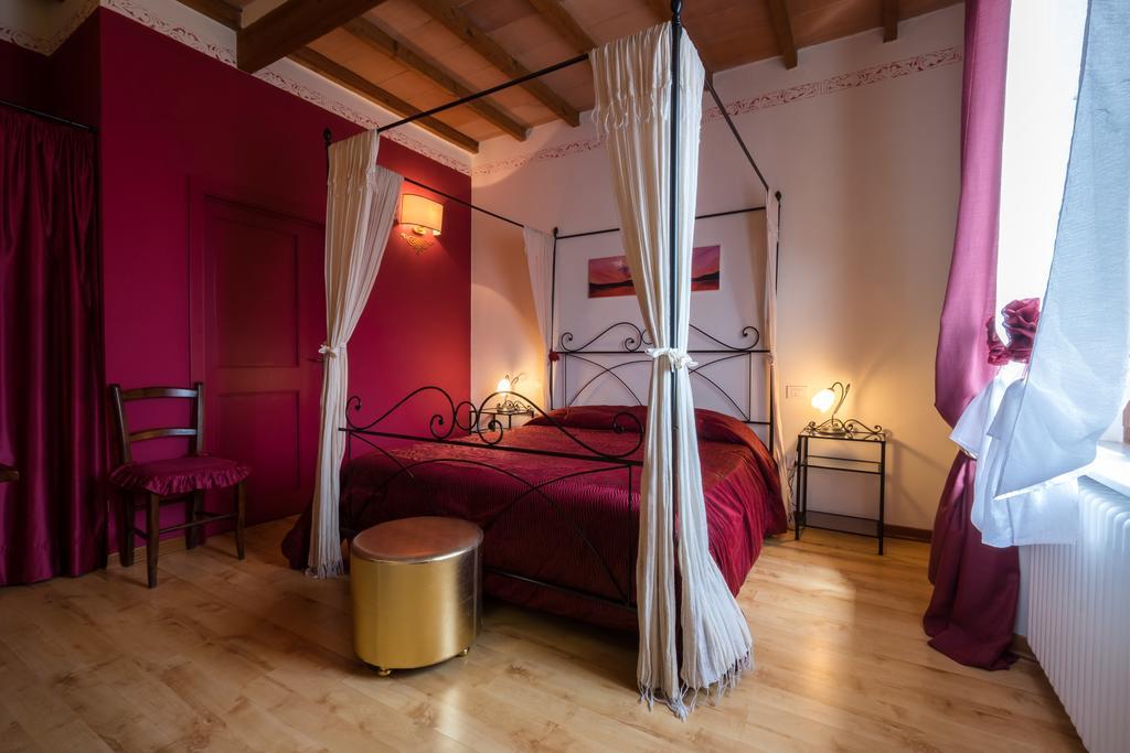 Giannetti Bed & Breakfast Poggio alle Mura Bagian luar foto